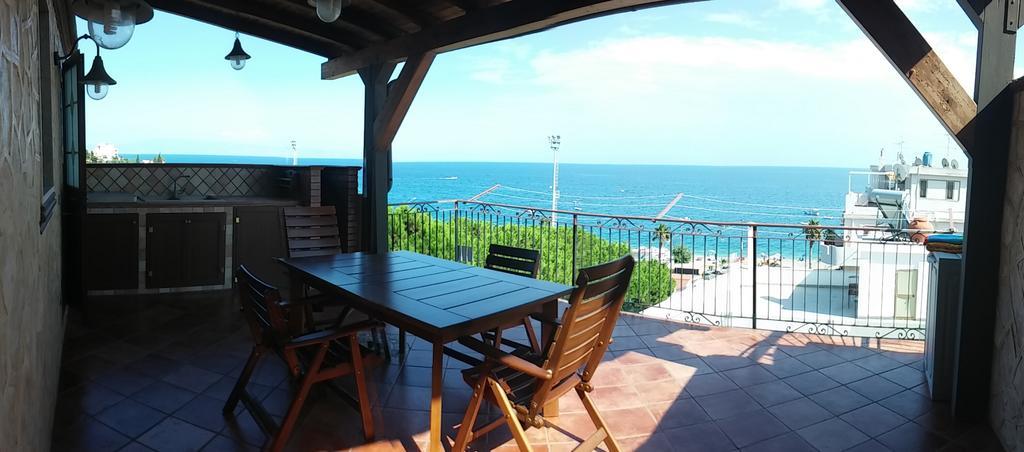 Le Spiagge Bed & Breakfast Letojanni Dış mekan fotoğraf